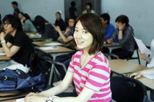 kuliah jurusan sastra