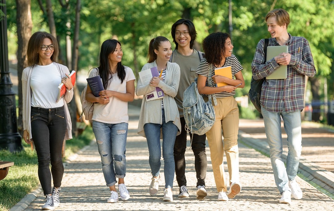 7 Jurusan Kuliah yang Cocok Buat Anak IPS!